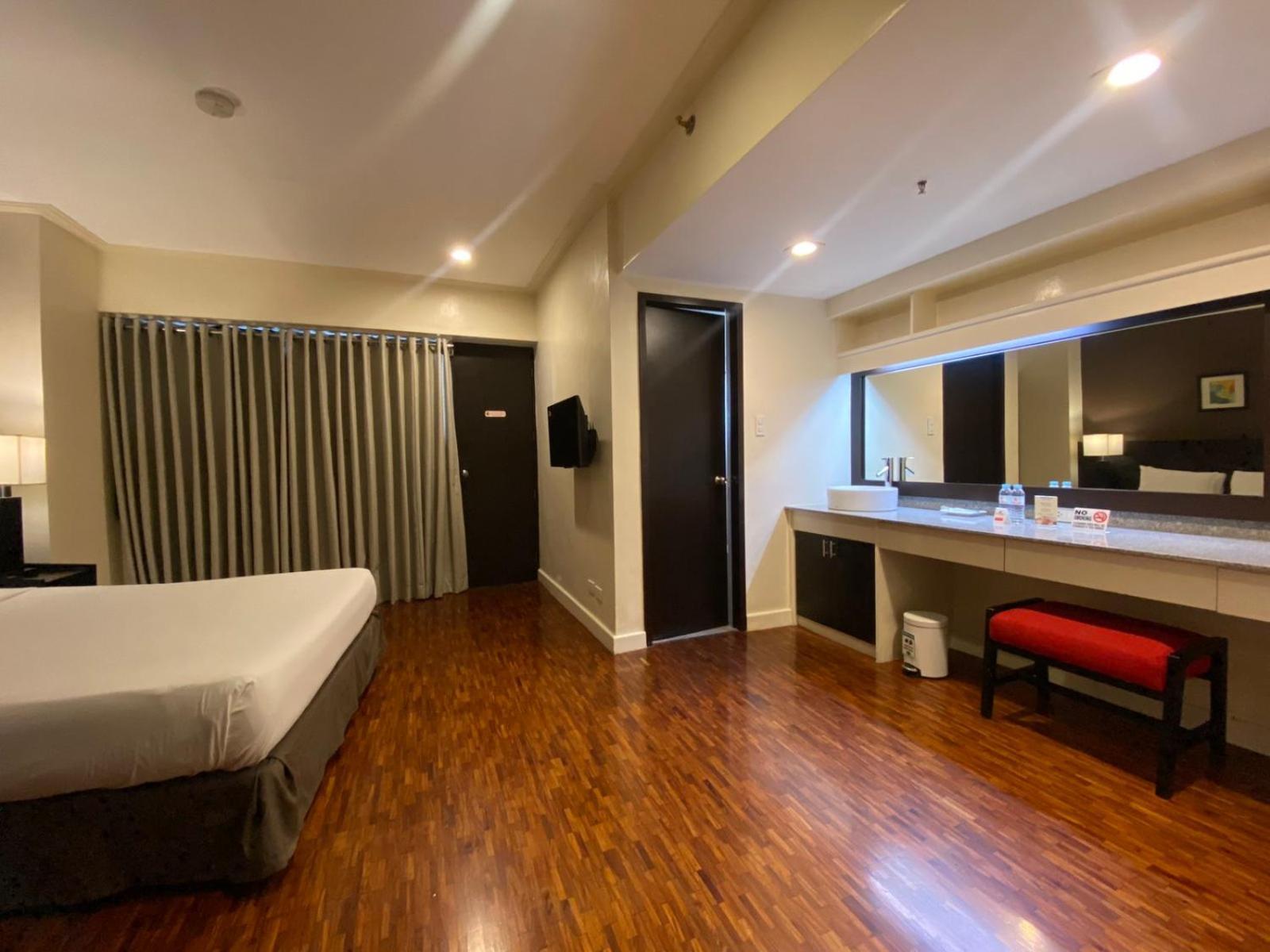 Copacabana Apartment Hotel Pasay Exterior foto