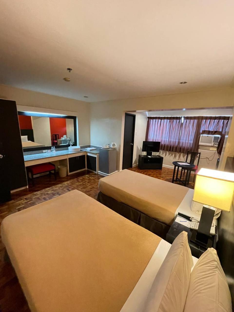 Copacabana Apartment Hotel Pasay Exterior foto