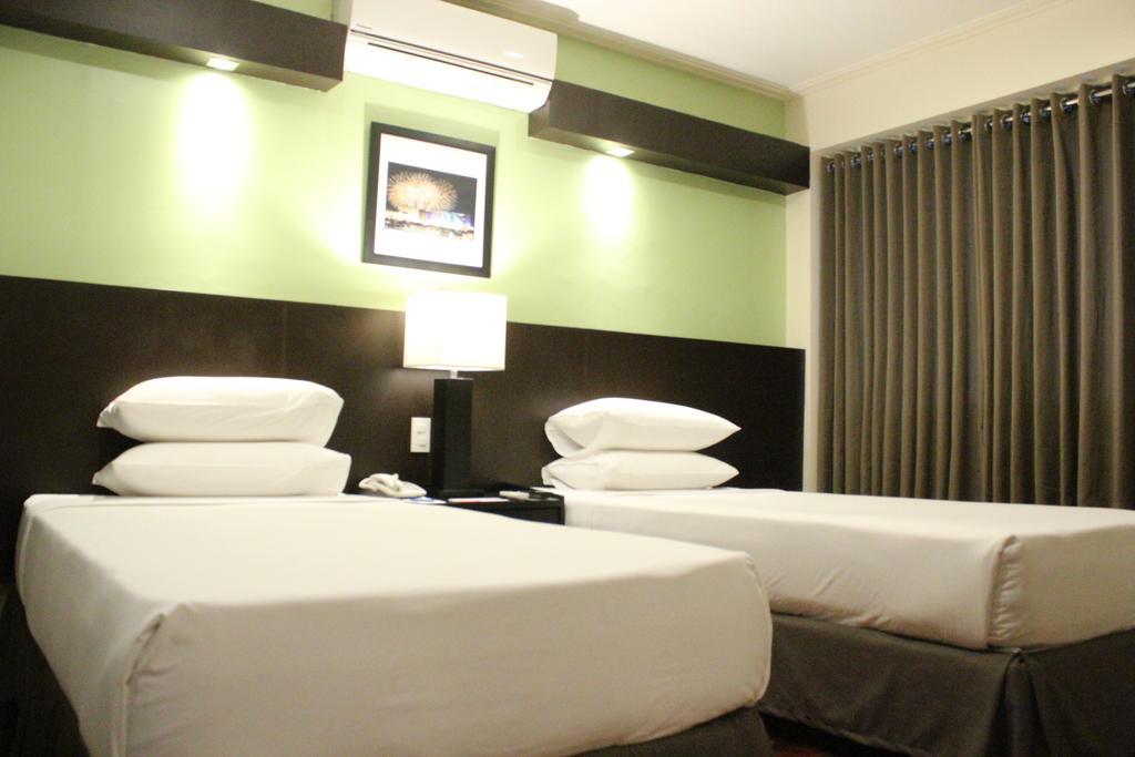 Copacabana Apartment Hotel Pasay Exterior foto